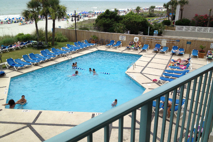 Orlando Experts As a Vacation Industry Professional, or VIP Club Member, you have access to discounted stays at our worldwide network of resorts offering fully-furnished condominium-style accommodations and a variety of amenities and activities.