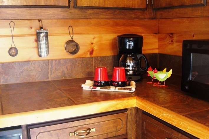 Rentini Peckerwood Knob Cabins